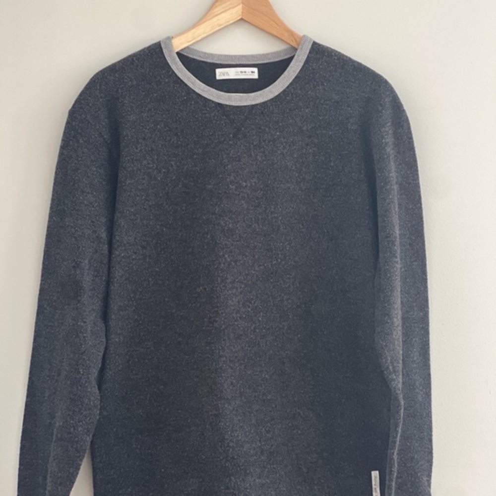 Zara‎ Girls  Charcoal Crewneck Sweater